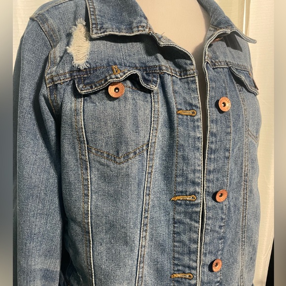 Jean Jacket - Picture 2 of 3